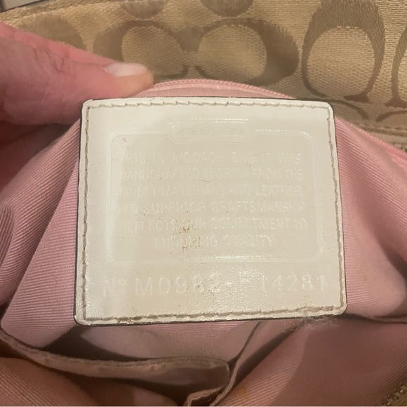 Coach Signature Pleated Gallery Tote Beige White Jacquard Canvas Leather F14281 - Picture 11 of 12